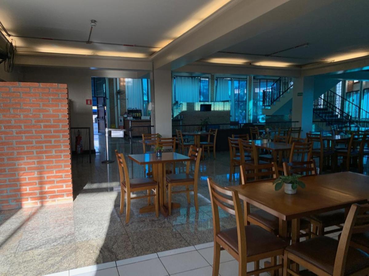 Hotel St. Daniel กัวรูยุส ภายนอก รูปภาพ