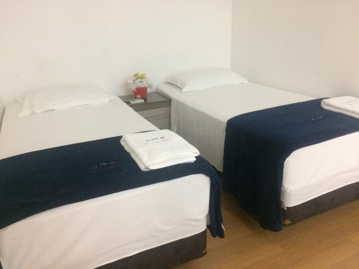 Hotel St. Daniel กัวรูยุส ภายนอก รูปภาพ