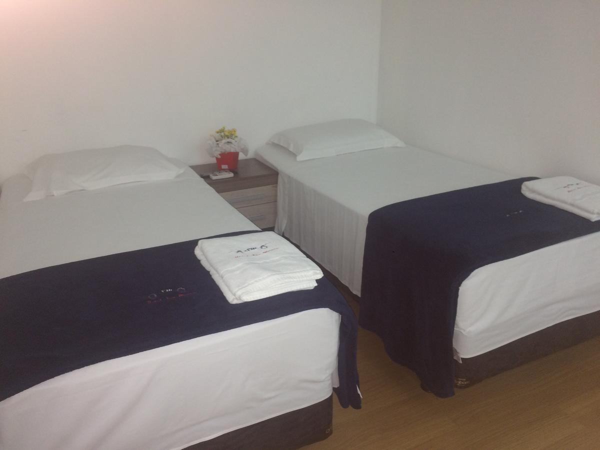Hotel St. Daniel กัวรูยุส ภายนอก รูปภาพ